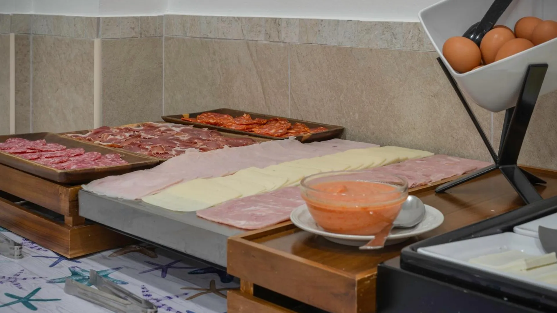Hotel Tolosa Salou 2*,  Spain